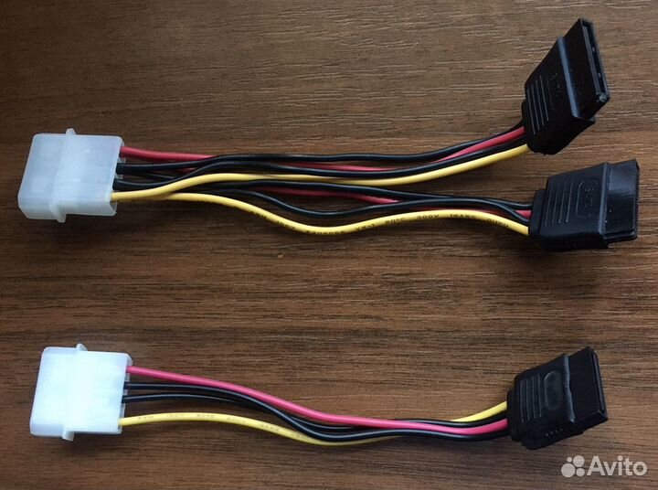 Переходник Telecom Molex - SATA