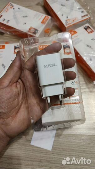 Блок питания/зарядное устройство type-c