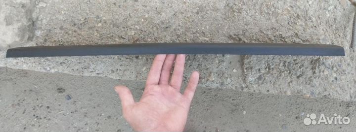 Молдинг задней правой двери Passat b 5.5