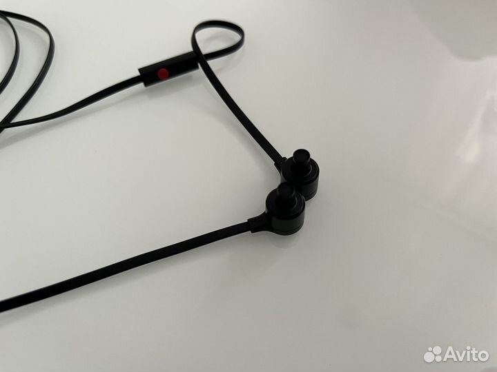 Наушники HTC