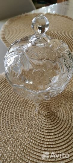 Ваза с крышкой