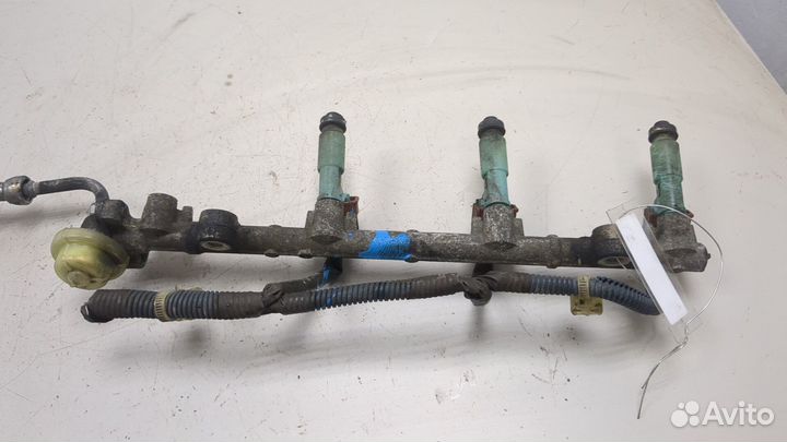 Форсунка топливная Toyota Previa (Estima), 2001