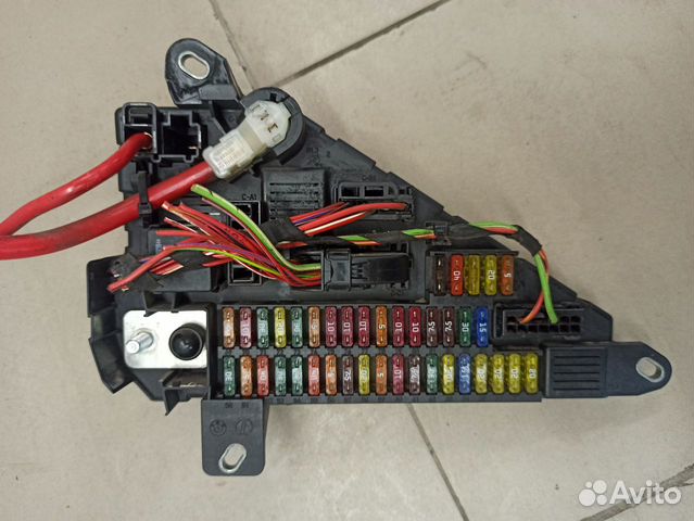 Блок предохранителей BMW 5-серия E60/61