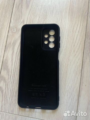 Чехол на телефон