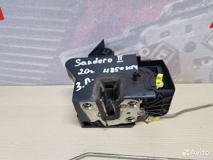 Замок двери задний левый Renault Sandero Stepway 2