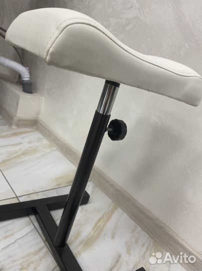 Подставка для педикюра новая