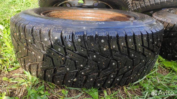 Hankook Winter I'Pike RS2 W429 185/70 R14 92T