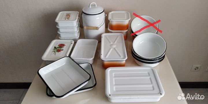 Бидон, миски и лотки эмалированные. СССР