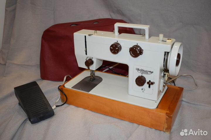 Швейная машинка чайка