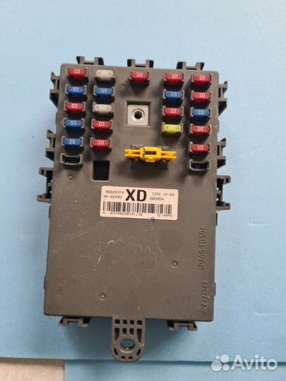 Блок предохранителей салонный Chevrolet Aveo T250