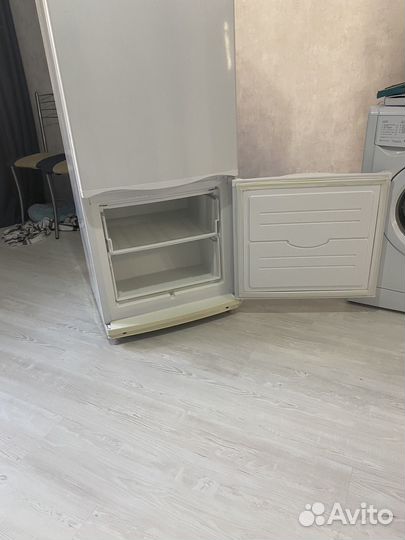 Холодильник