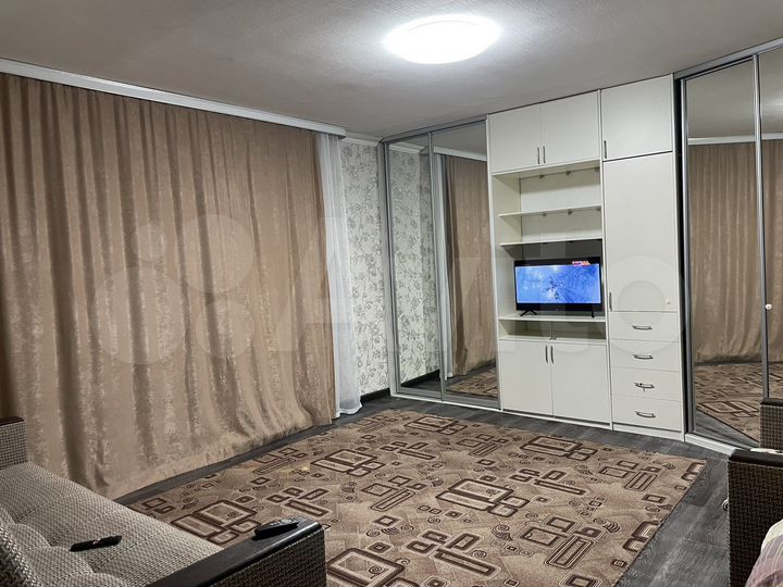 1-к. квартира, 37 м², 1/5 эт.