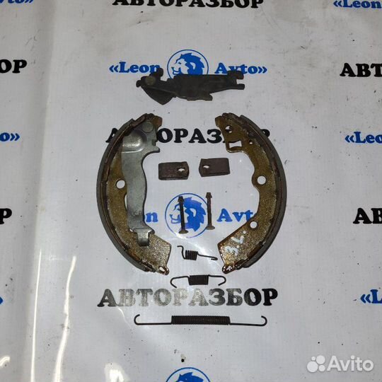 Механизм ручника левый Kia Picanto 1 G4HG 2007