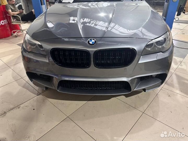 Передний бампер М5 F10 Mlook