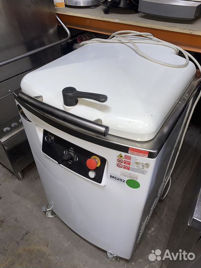 Тестоделитель