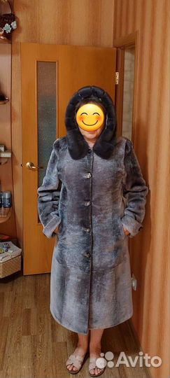 Шуба мутоновая с капюшоном