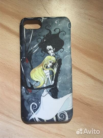 Чехлы на iPhone 7 8