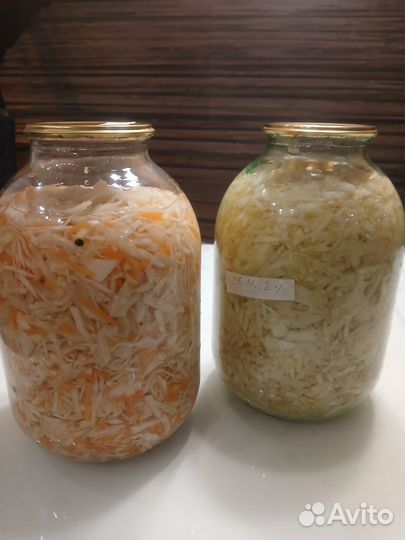 Огурцы маринованные ,капуста маринованная