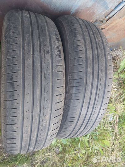 Yokohama BluEarth AE50 215/65 R17 99V