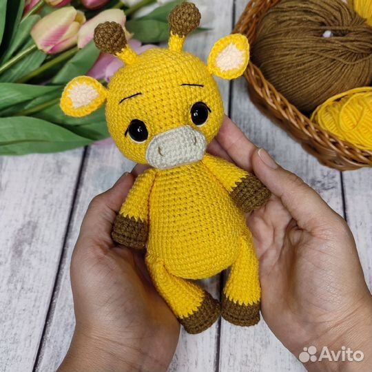 Вязанный жирафик из полухлопковой пряжи