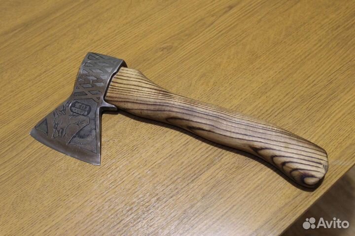 Топор ручной работы 