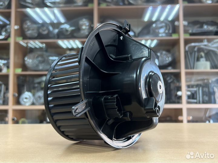 Мотор печи Ауди А3,Фольксваген Гольф,Шкода Октавиа