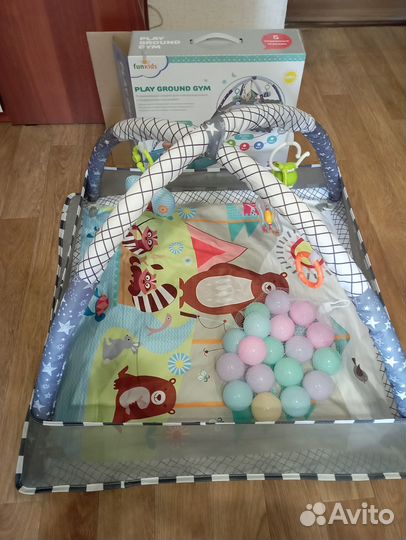 Детский игровой коврик с ограничением, с шариками