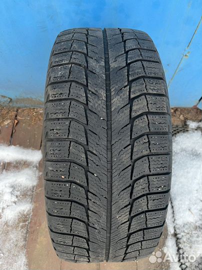 Michelin X-Ice XI2 215/50 R17