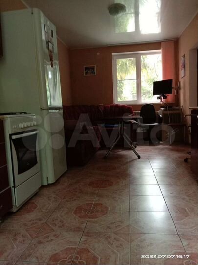 Комната 15 м² в 4-к., 2/2 эт.