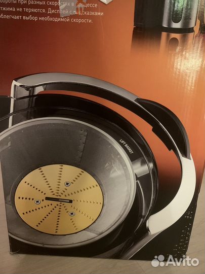 Новая соковыжималка Bork S700 для заготовок