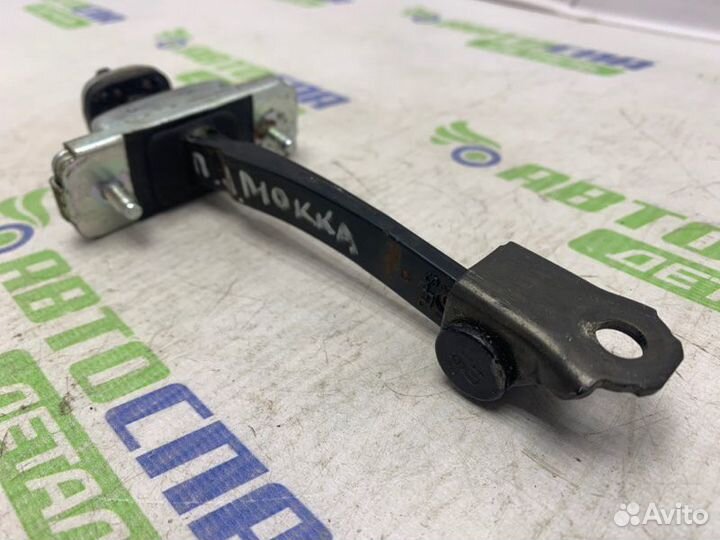 Ограничитель двери передний Opel Mokka кроссовер