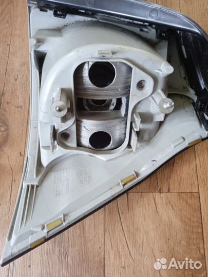 Задняя фара на volkswagen golf