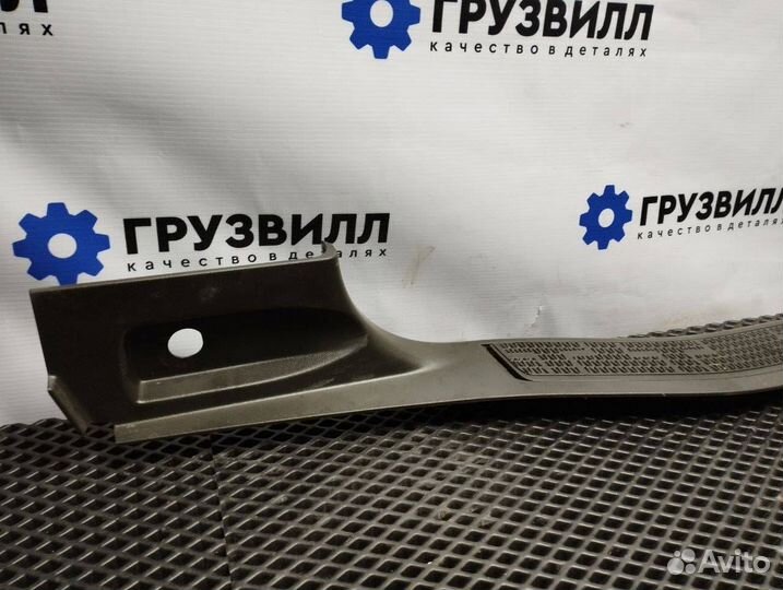 Накладка порога Volvo FH4 82212691