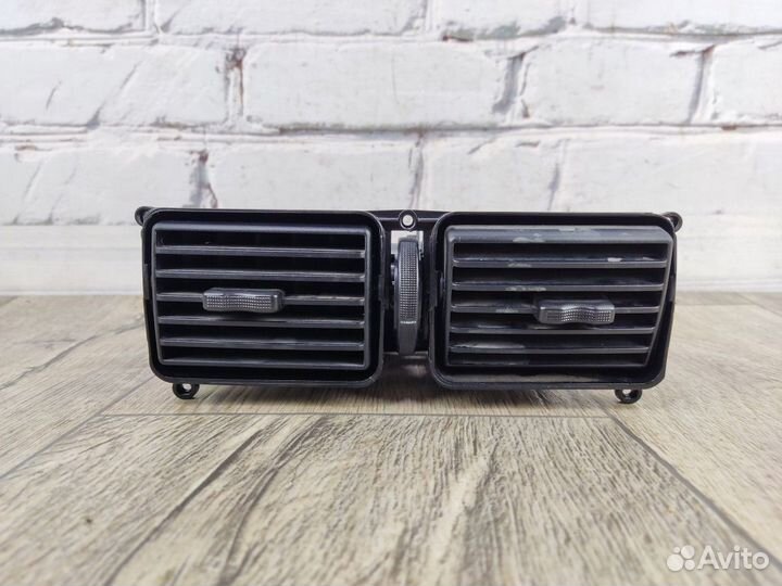 Дефлектор воздушный Центральный Albea