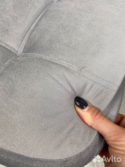 Стул с регулировкой на колесиках Артист