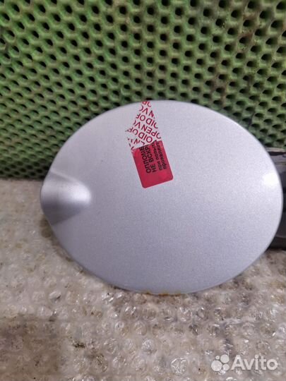 Лючок бензобака LADA Kalina