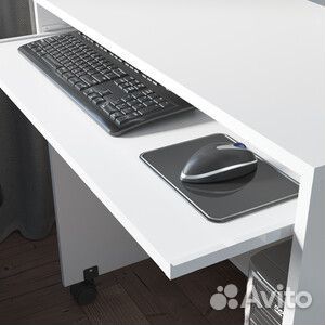 Стол компьютерный