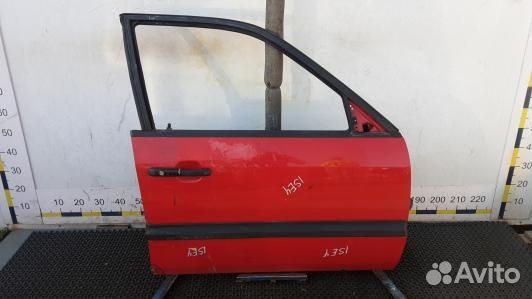 Дверь передняя правая volkswagen passat B4 (ISE04E