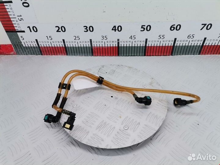 Трубка топливная Renault Megane рест. 2001