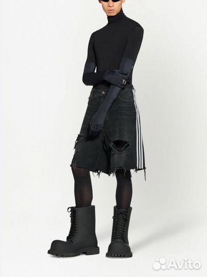 В наличии Шорты Balenciaga Adidas Distressed