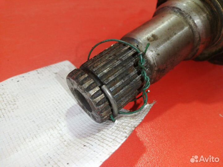 Шрус внутренний передний правый Toyota Sprinter