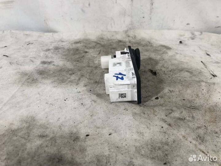 Разъем USB-AUX Land Rover Range Rover Evoque 1