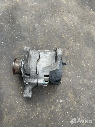 Генератор 058903016 058903018