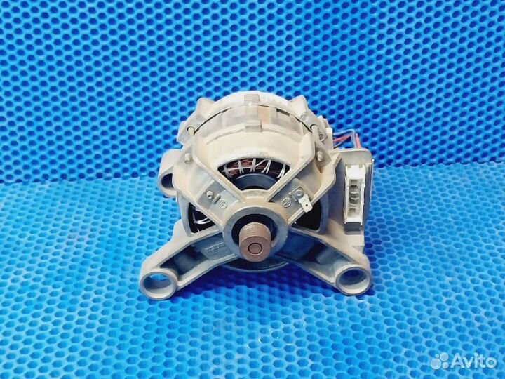 Тушка двигателя стиральной машины Ariston Indesit