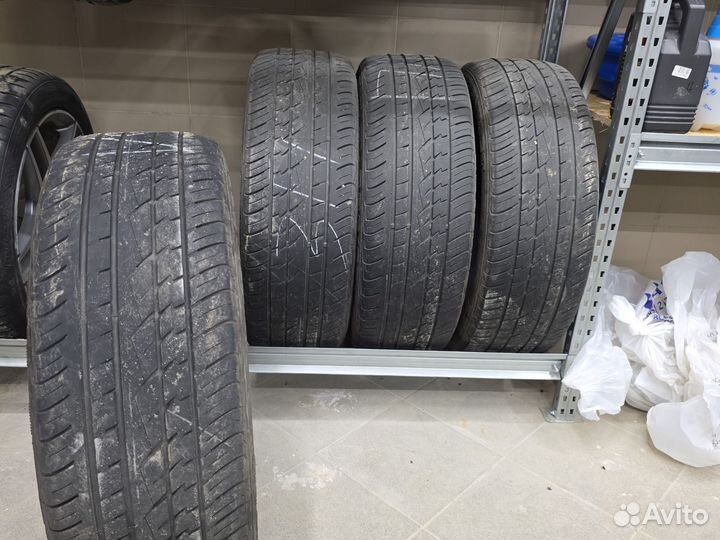 Continental ContiCrossContact UHP 235/55 R20 102W