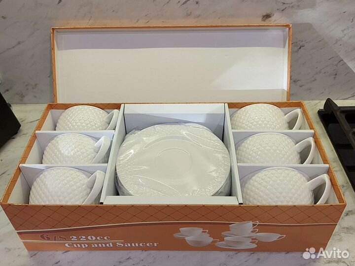 Сервиз чайный 12 предметов новый фарфоровый