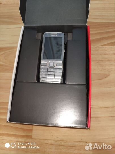 Nokia E52