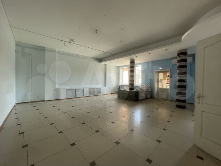 Торговая площадь, 90 м²