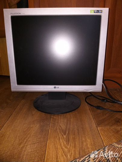 Монитор для компьютера LG