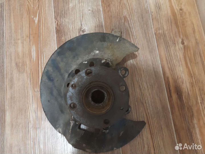 Поворотный кулак ваз kalina1